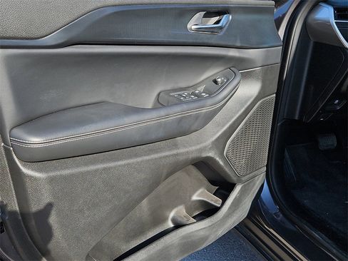 New 2025 Jeep Grand Cherokee L Laredo w/ Luxury Tech Group I image 21