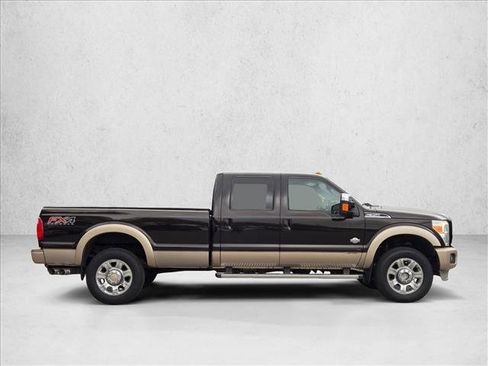Used 2013 Ford F350 King Ranch w/ King Ranch w/Chrome Pkg image 4