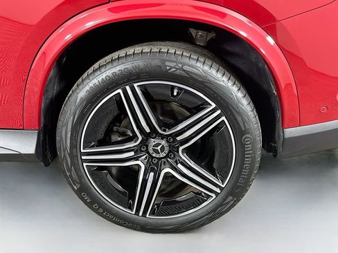 Used 2025 Mercedes-Benz GLC 300 4MATIC image 33