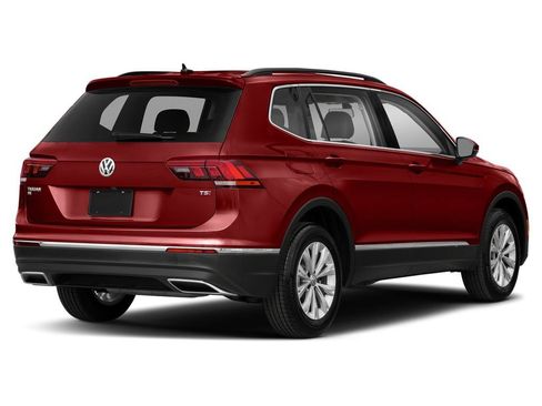 Used 2019 Volkswagen Tiguan S w/ Driver Assistance Package FWD image 3