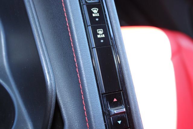 Used 2021 Chevrolet Corvette Stingray Convertible w/ 1LT RWD image 31