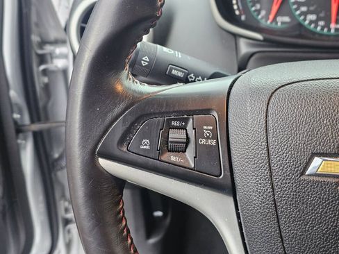 Used 2017 Chevrolet Sonic LT image 32