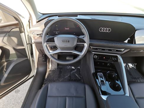 New 2025 Audi Q5 Premium Plus image 16
