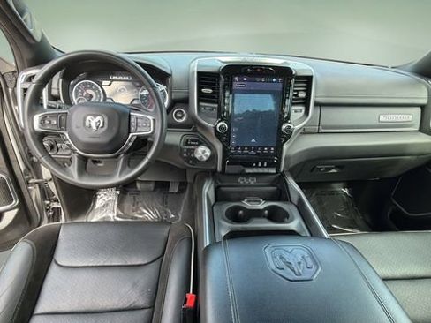 Used 2025 RAM 1500 Laramie AWD/4WD image 16
