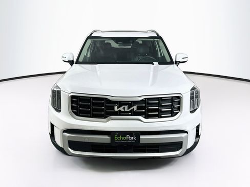 Used 2025 Kia Telluride S FWD image 2