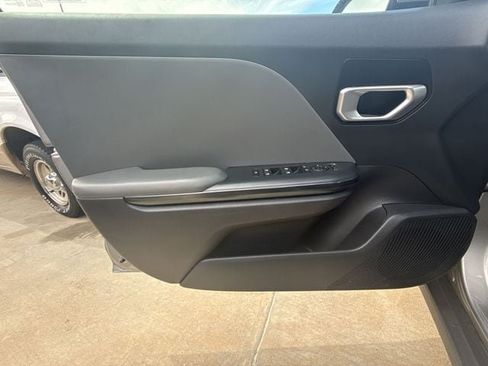 Used 2025 Kia K4 FWD image 13
