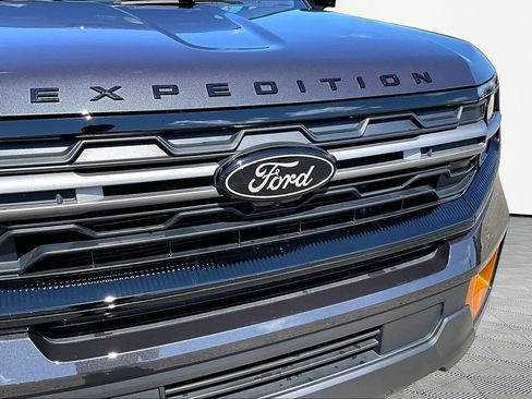 Certified 2025 Ford Expedition Tremor AWD/4WD image 29