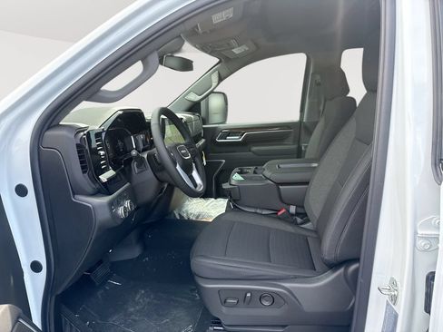 New 2026 GMC Sierra 2500 SLE w/ SLE Value Package; AWD/4WD image 19