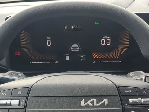 New 2025 Kia K4 LXS image 22