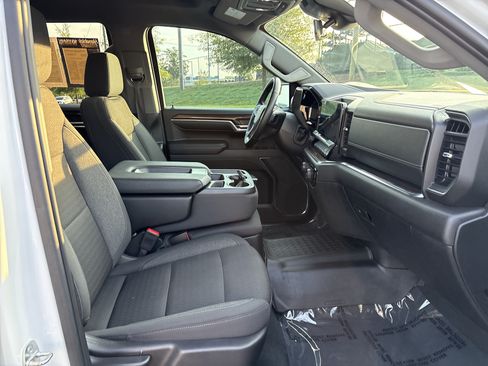 Used 2024 Chevrolet Silverado 1500 RST AWD/4WD image 24