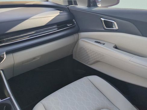 New 2026 Kia Carnival SX image 14