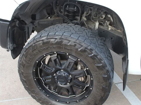 Used 2014 Toyota Tundra SR image 19