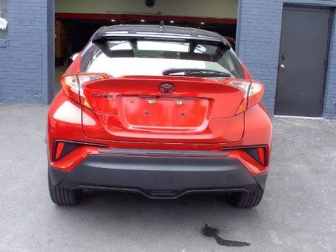 Used 2022 Toyota C-HR Nightshade FWD image 9
