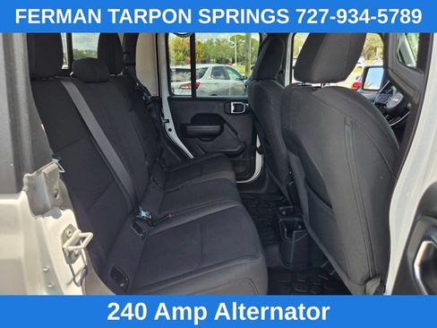 Used 2022 Jeep Gladiator Sport AWD/4WD image 23