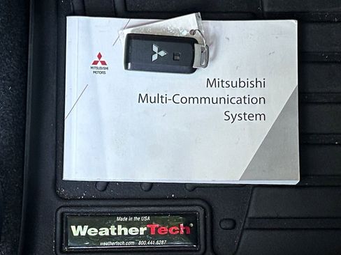 Used 2016 Mitsubishi Outlander GT AWD/4WD image 28