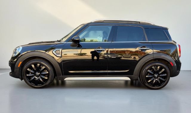 Used 2019 MINI Cooper Countryman S FWD image 3