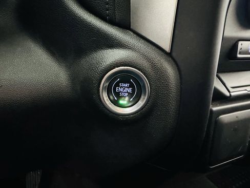 Used 2020 Chevrolet Silverado 1500 RST w/ All-Star Edition RWD image 11