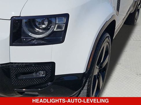 Used 2024 Land Rover Defender 130 X-Dynamic SE AWD/4WD image 10