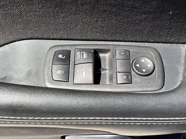 Used 2023 Dodge Challenger R/T RWD image 18