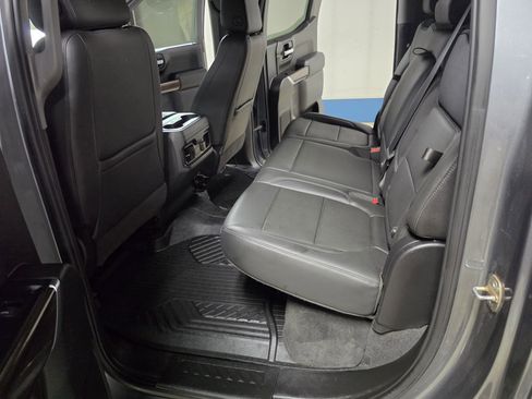 Used 2020 Chevrolet Silverado 1500 LT Trail Boss image 12