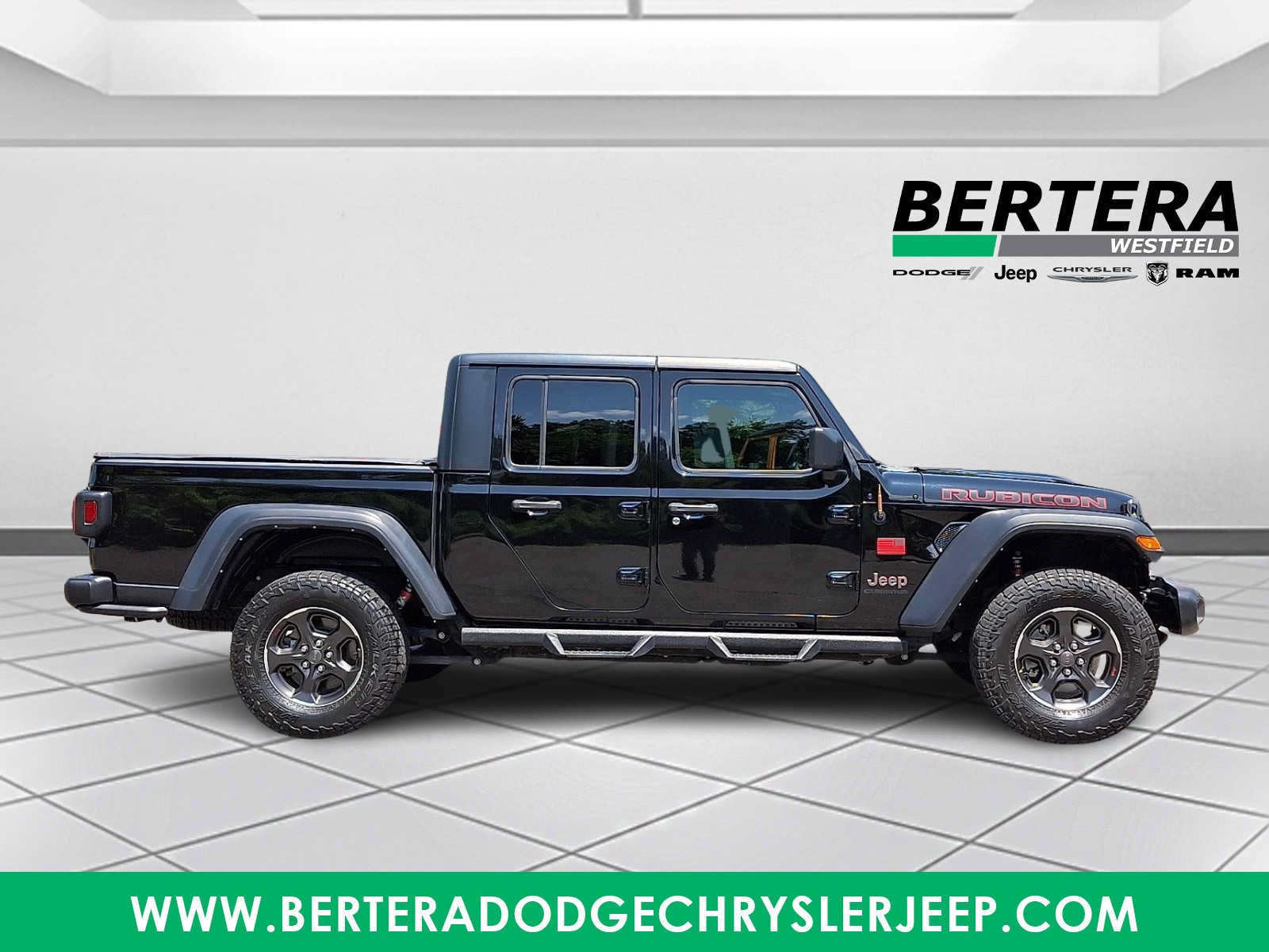 Used 2021 Jeep Gladiator Rubicon w/ Trailer Tow Package AWD/4WD image 7