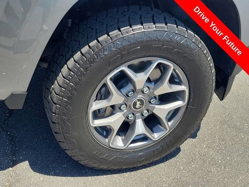Used 2023 Chevrolet Colorado W/T RWD image 29