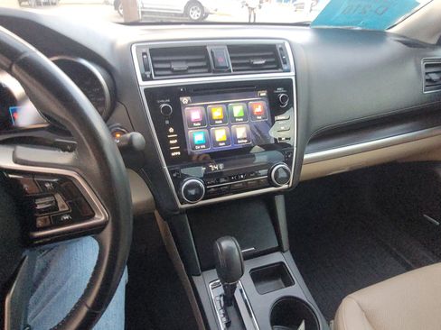 Used 2018 Subaru Legacy 3.6R Limited image 8