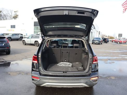 Used 2022 Volkswagen Taos SE w/ Panoramic Sunroof Package image 28