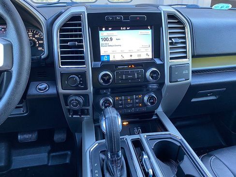 Used 2016 Ford F150 Lariat w/ Equipment Group 502A Luxury AWD/4WD image 24