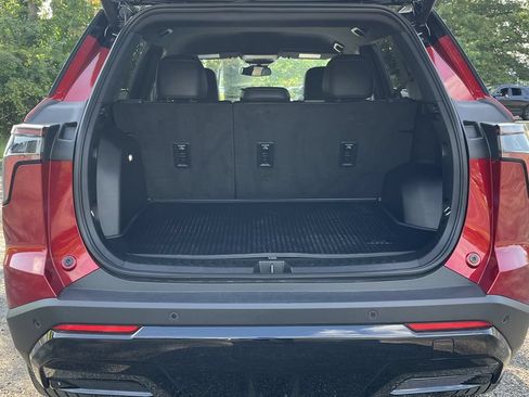 Certified 2026 Chevrolet Equinox RS w/ Convenience Package III AWD/4WD image 4