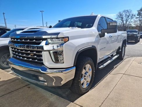 Used 2023 Chevrolet Silverado 2500 LTZ w/ LTZ Convenience Package image 3
