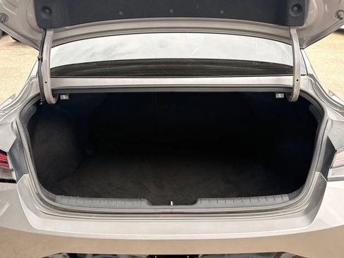 Used 2022 Hyundai Elantra N Line FWD image 13