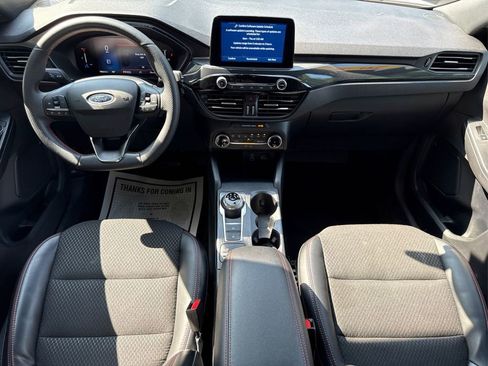 Used 2025 Ford Escape ST-Line image 21