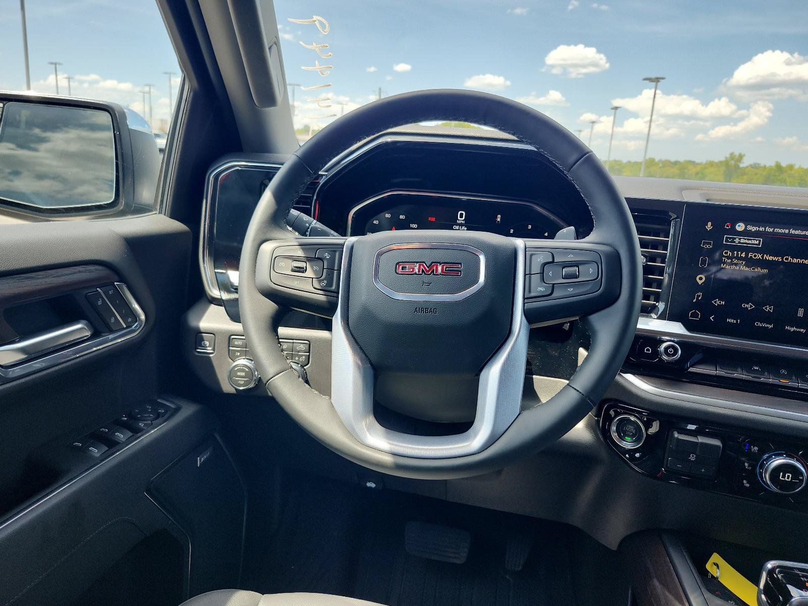 Used 2026 GMC Sierra 1500 SLT w/ SLT Premium Package AWD/4WD image 15
