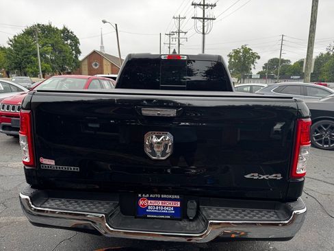 Used 2019 RAM 1500 Big Horn AWD/4WD image 19