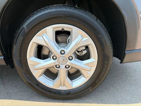 Used 2025 Honda HR-V LX image 32