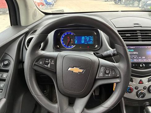 Used 2016 Chevrolet Trax LT image 18