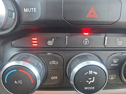 Used 2023 RAM 1500 Big Horn image 23