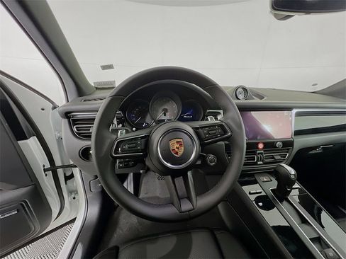 New 2026 Porsche Macan S image 12