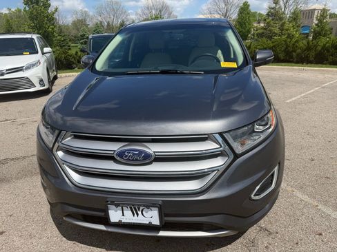 Used 2017 Ford Edge SEL w/ Equipment Group 201A AWD/4WD image 2