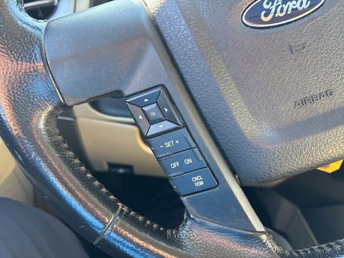 Used 2015 Ford Expedition EL XLT w/ Equipment Group 202A image 25