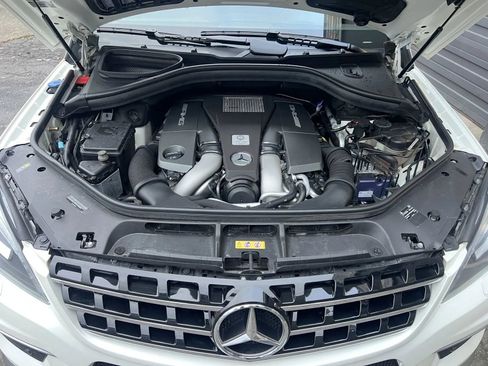 Used 2015 Mercedes-Benz ML 63 AMG 4MATIC image 10