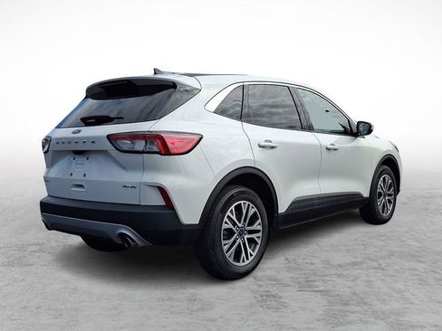 Used 2022 Ford Escape SEL image 6