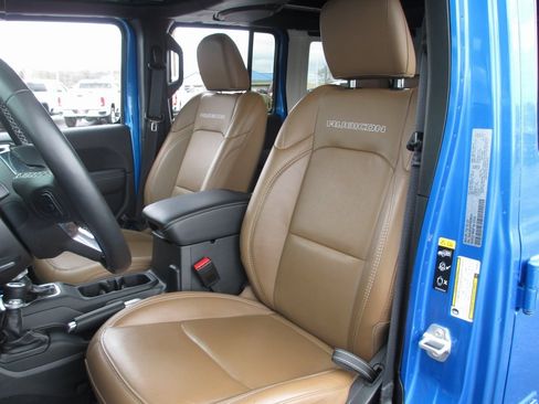 Used 2023 Jeep Wrangler Unlimited Rubicon w/ Steel Bumper Group image 20