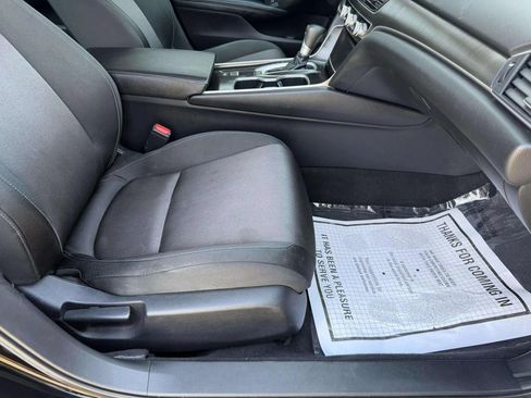Used 2019 Honda Accord LX image 16