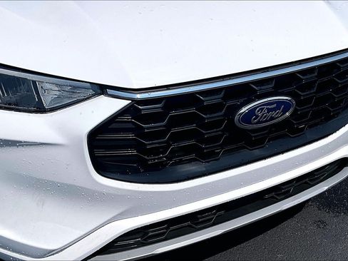 Used 2023 Ford Escape ST-Line w/ Tech Pack #1 AWD/4WD image 30