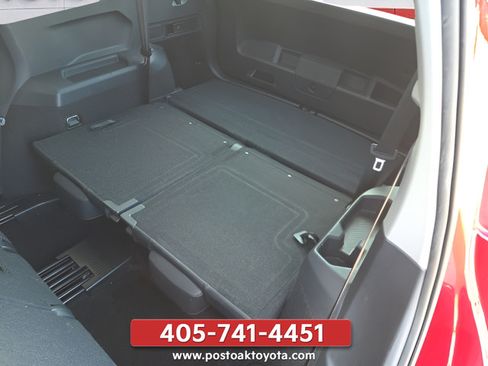 Used 2020 Volkswagen Tiguan SE FWD image 23