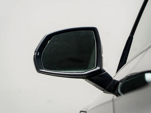 Used 2025 Audi Q5 2.0T Premium image 14