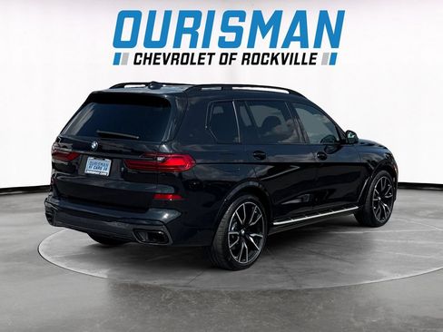 Used 2022 BMW X7 xDrive40i w/ M Sport Package AWD/4WD image 6