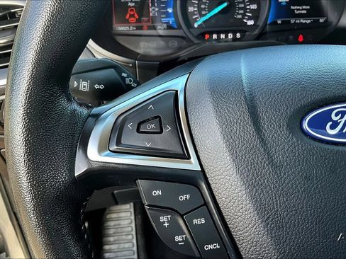 Used 2024 Ford Edge SEL AWD/4WD image 12